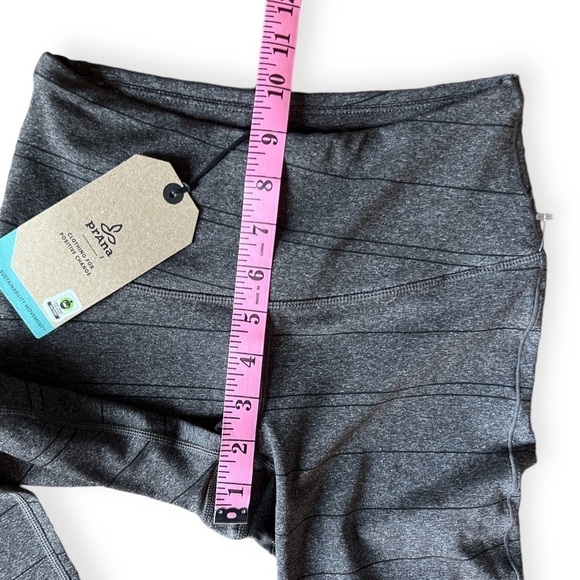 NWT prAna Transform 7/8 Leggings in Charcoal Stripe, XS - Picture 12 of 13